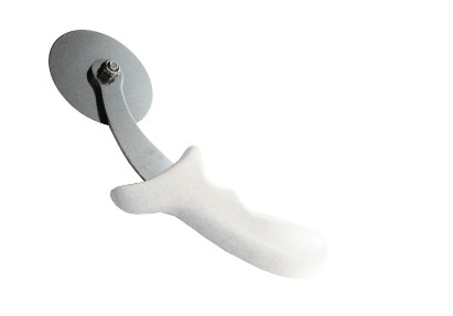 PIZZA CUTTER 100MM PLASTIC HANDLE